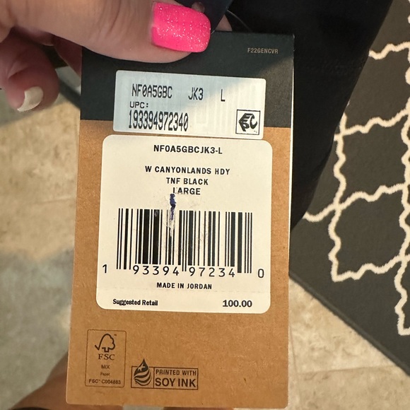 COPY - New with tags North Face zip up hoodie. - Picture 3 of 3